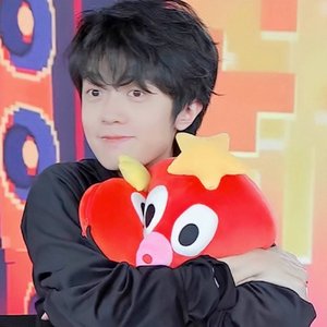 穿开档丝袜操逼逼
